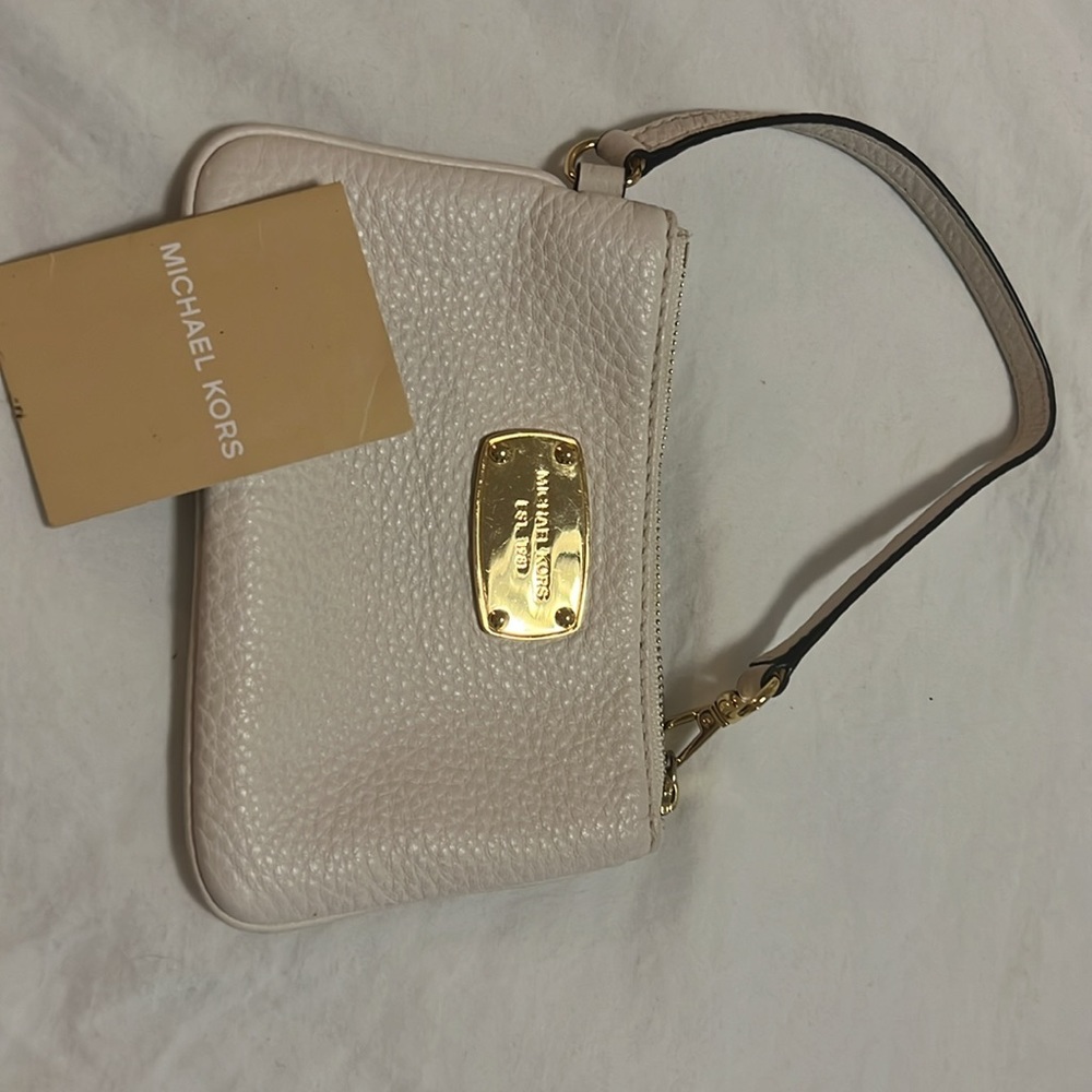 Michael Kors wristlet / coin purse